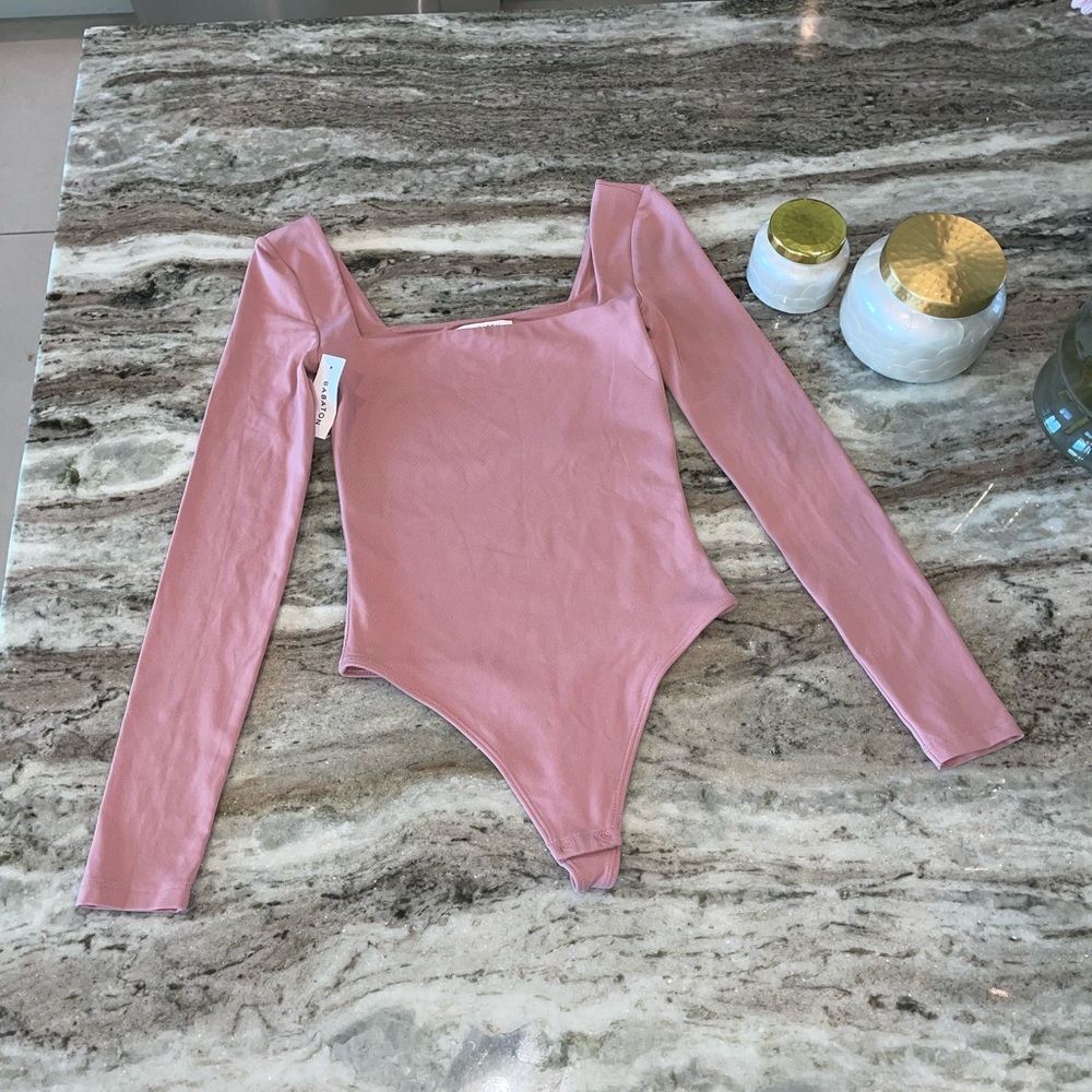 NWT Babaton Contour long sleeve bodysuit size xs